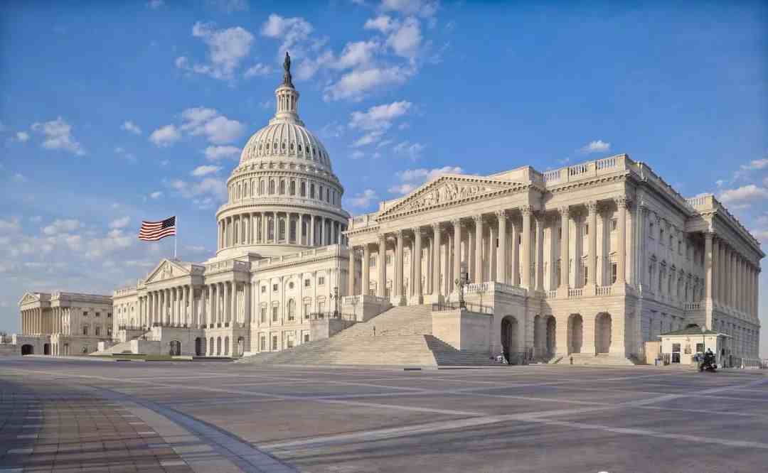 美国的国会、参议院和众议院是什么，三者有何关系？