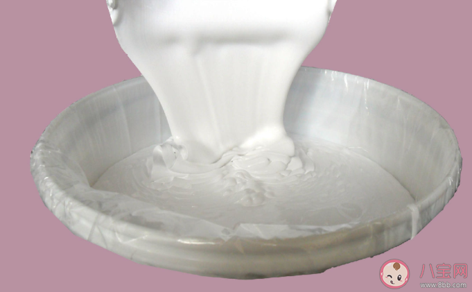 白乳胶多久会干透 ​白乳胶干了怎么清洗干净