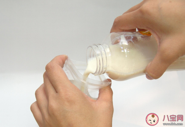 冲调奶粉用什么水好 冲调奶粉正确方法