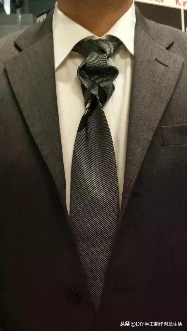 打领带的方法（这样打领带才是高水准）