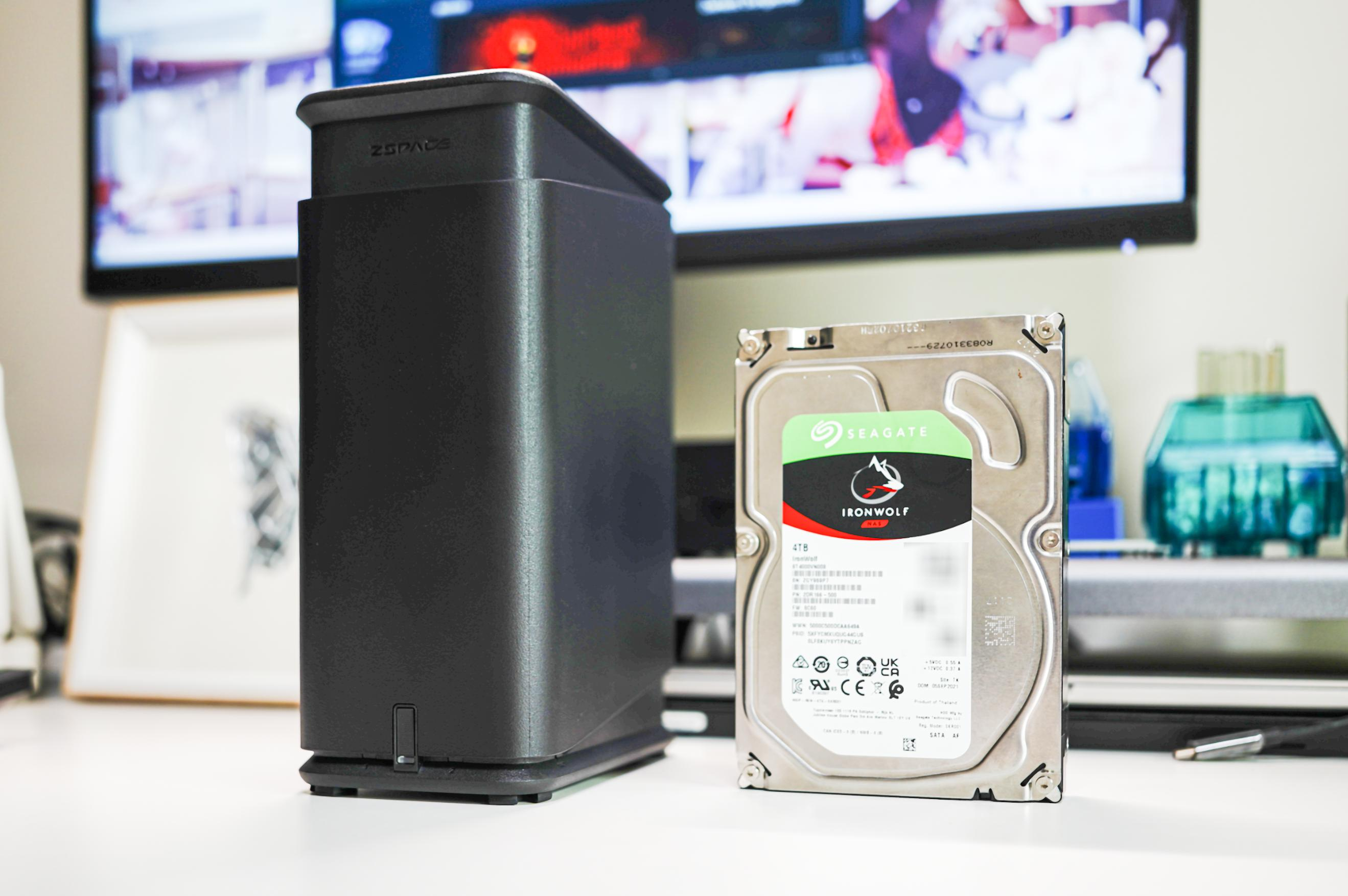 极空间z2 pro开箱拆解评测