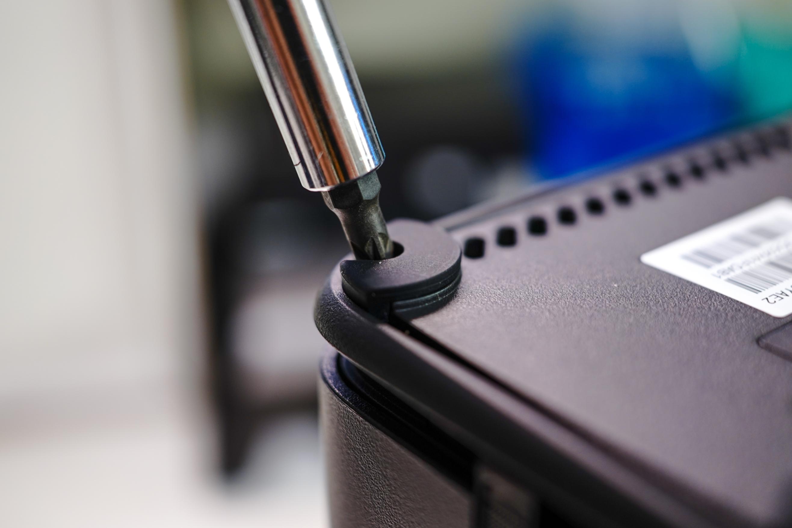 极空间z2 pro开箱拆解评测